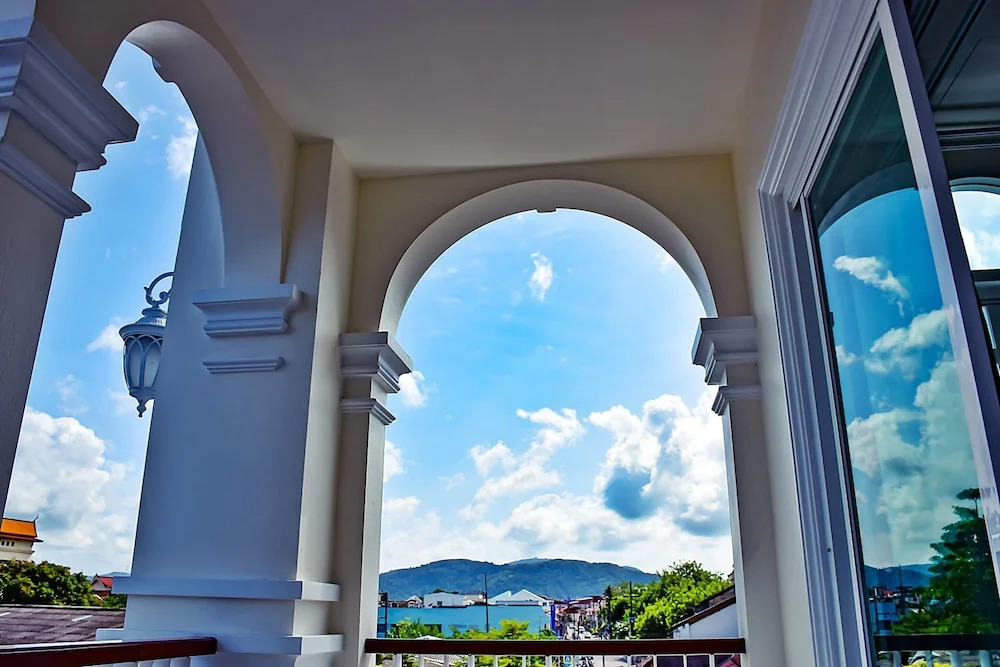 Shunli Hostel