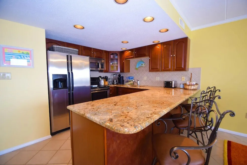 Harbour Island 304k 2 Bedroom Condo by RedAwning