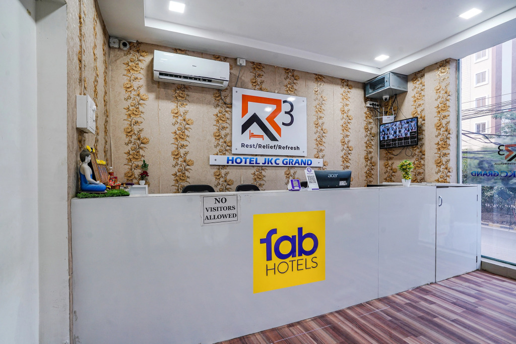 Fabhotel Jkc Grand