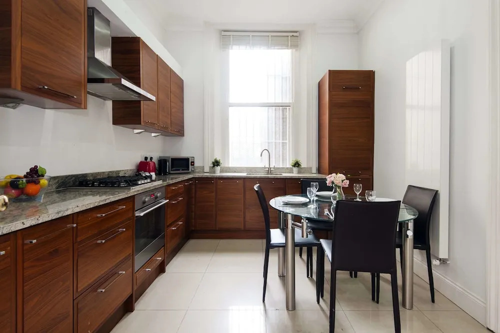 Collingham Place Apartments
