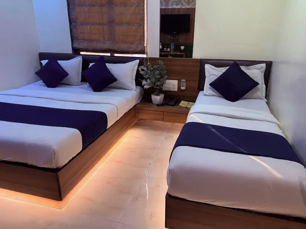 Hotel Ashyana - Near To Grant Road Station Mumbai