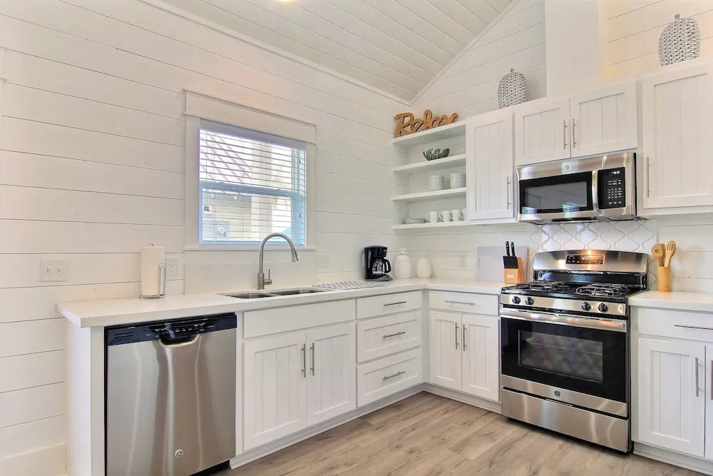 Old Town Unit 18 2 Bedroom Cottage
