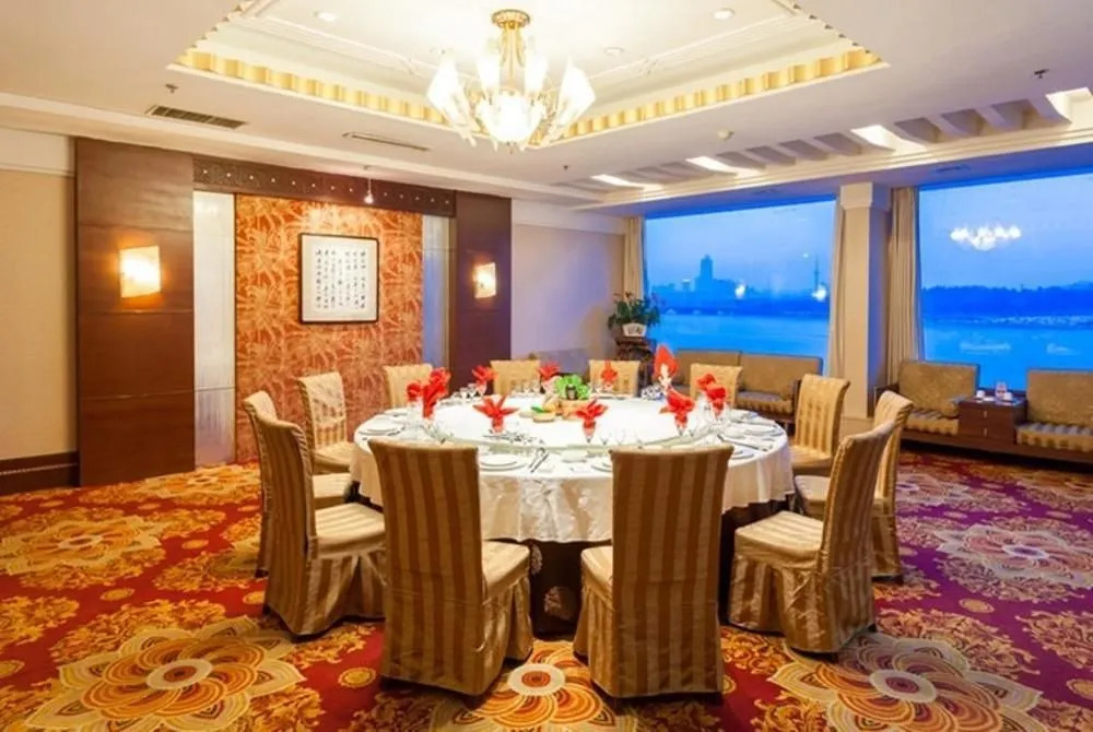 Changchun Celebrity Hotel