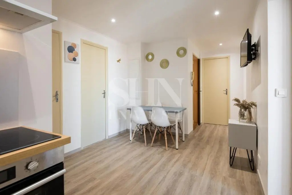 Cosy apartment for 6 persons near tramway in Nice
