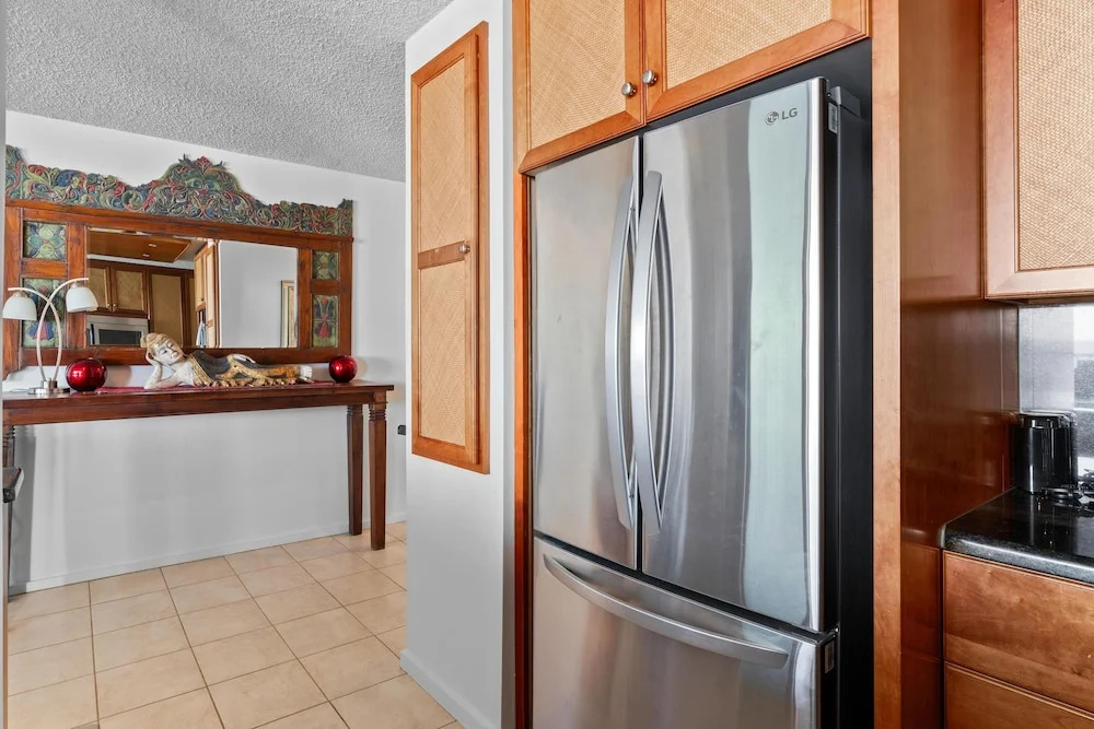 Big Island Kona Reef D-22 3 Bedroom Condo