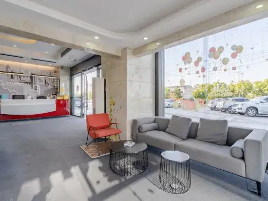 Manston Preferred Hotel (Wuhu Wanchun Commercial Plaza)