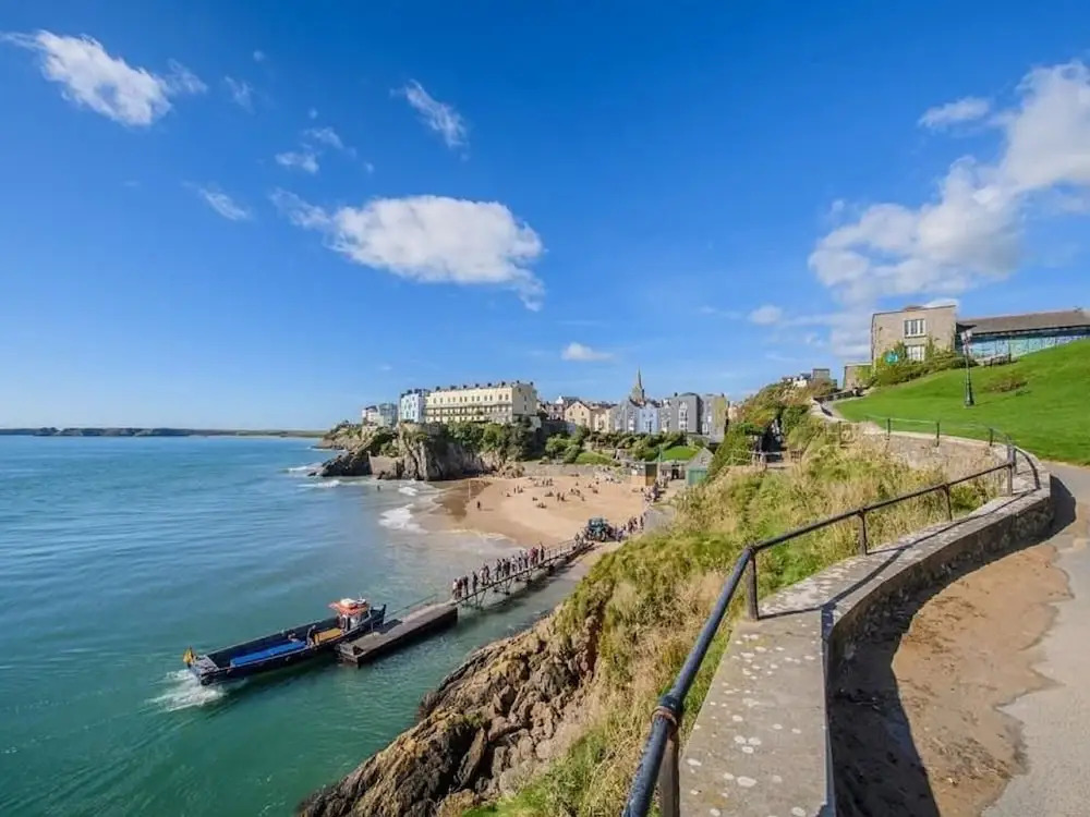 Fantastic Apartment, Overlooking the Sensory Garden With Harbour and Beach
