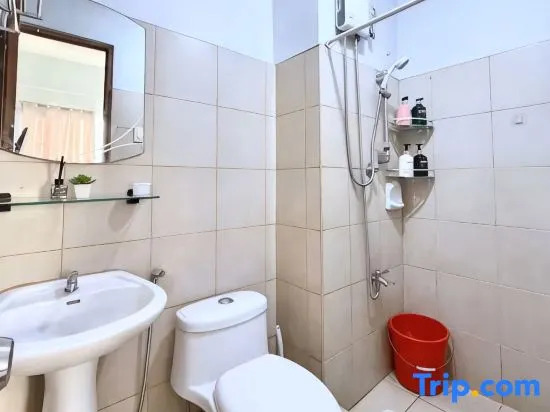 2BR Condotel-home Ridgewood Tower 1 C5 Road Taguig