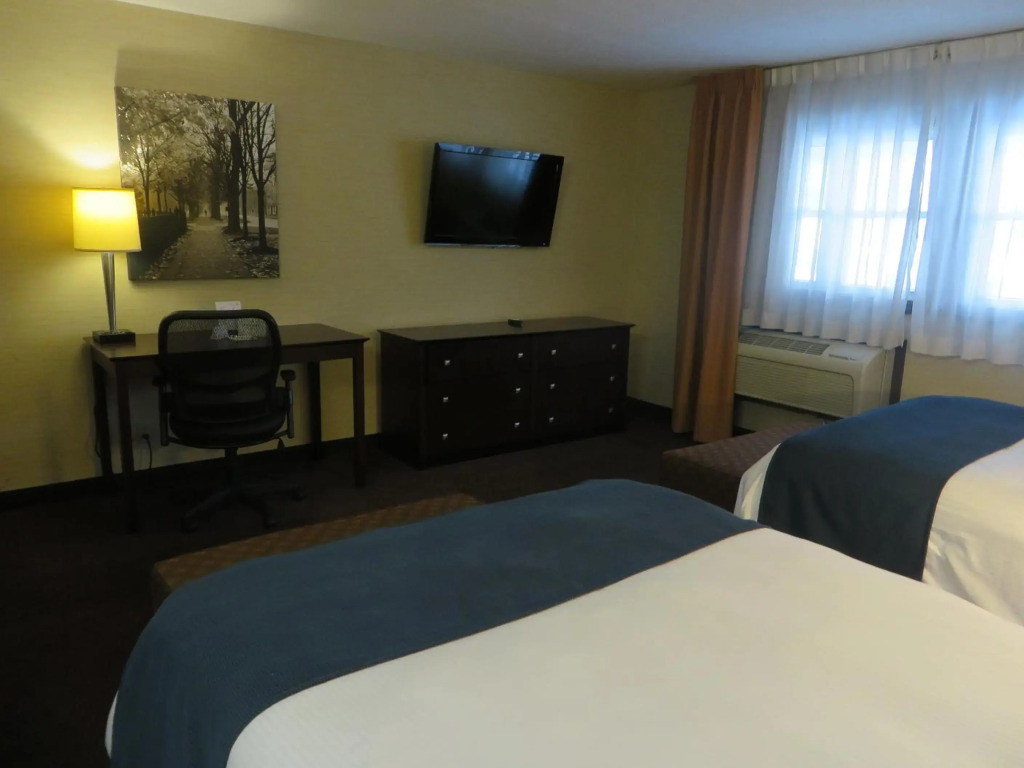 Ivy Court Inn and Suites