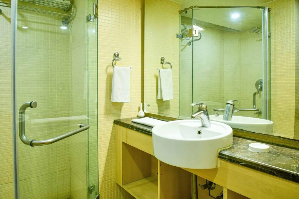 Townhouse OAK Hotel Quality Inn