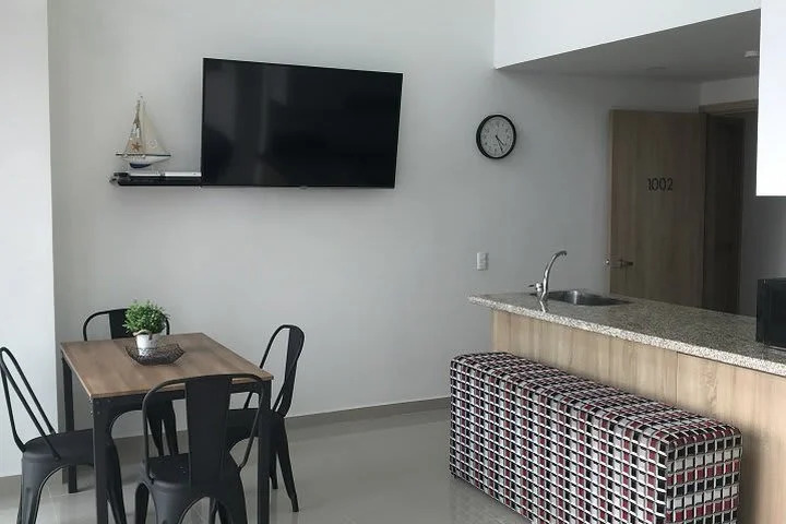 Gran Apartamento Con Vista A La Ciudad Amurallada