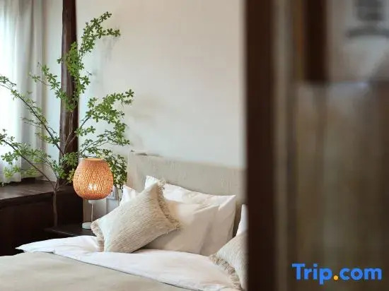 Lijiang Sadhu Inn