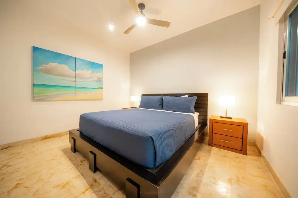 2 Br Condo Near to the Beach - CDM 113