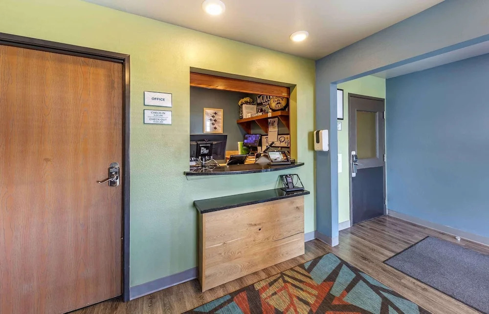 WoodSpring Suites Oklahoma City Northwest