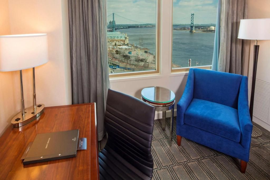 Hilton Philadelphia at Penns Landing