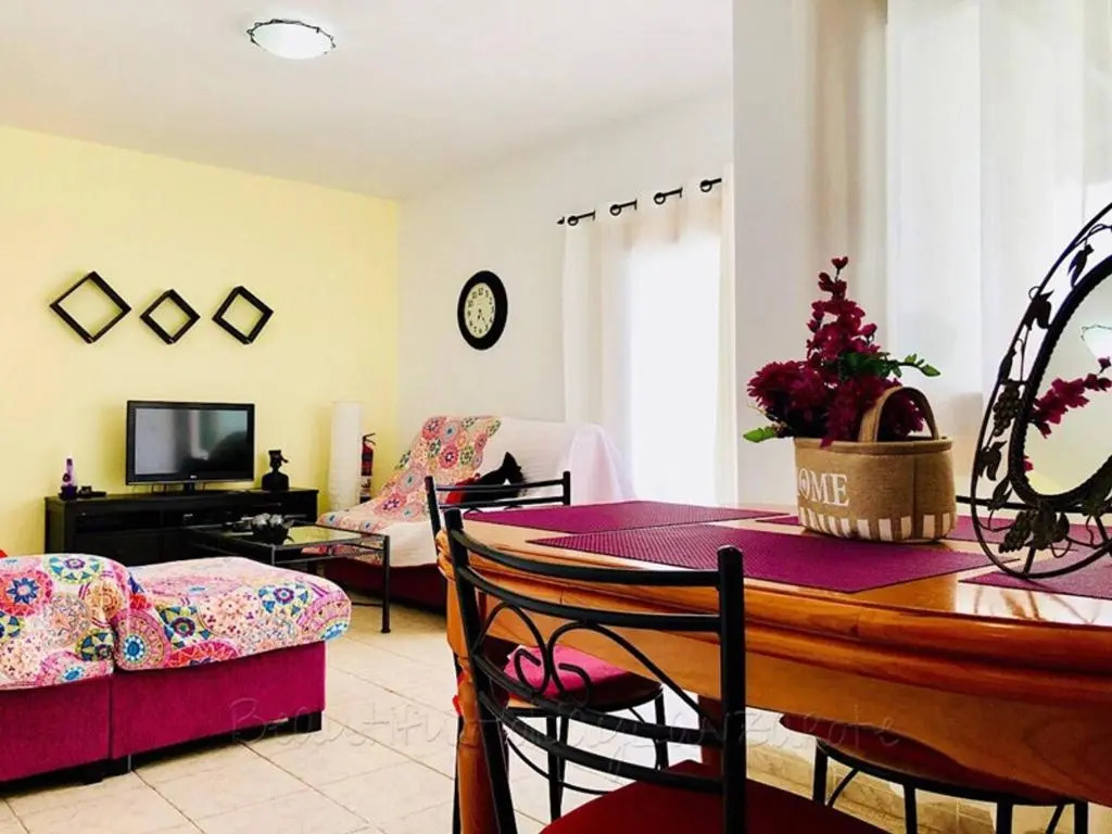 Villa Descansa with private Pool, Air-Conditioning, Sea View, Smart-TV Wifi