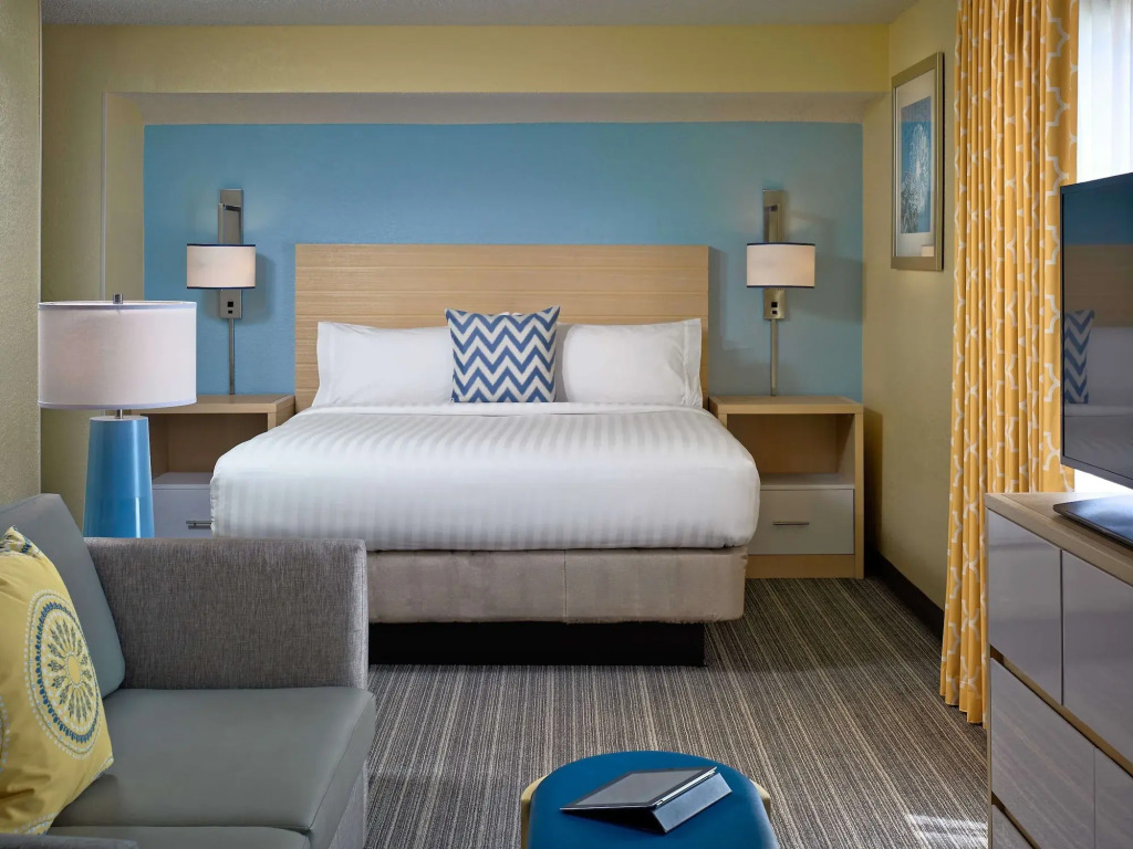 Sonesta Simply Suites Cleveland Westlake