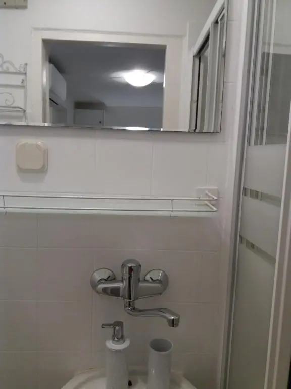 Assi Room