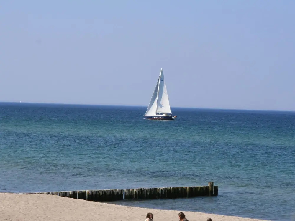 Tranquil Apartment in Ostseebad Kühlungsborn near Sea Beach