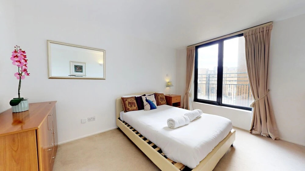 Point West Apartments - South Kensington