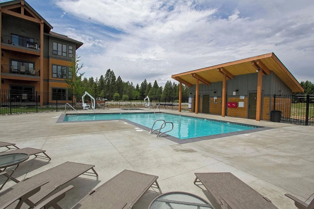 Mtn-view Escape: Suncadia Condo w/ At-home Comfort