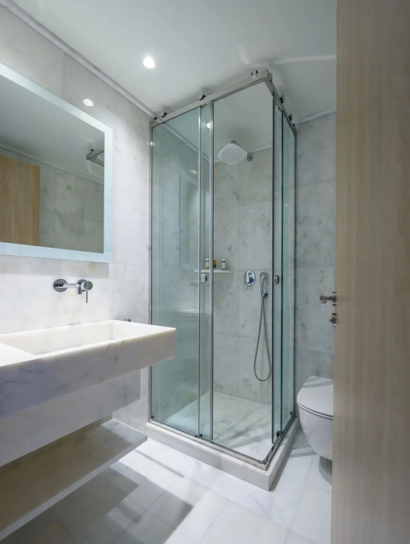 Fos DownTown Suites