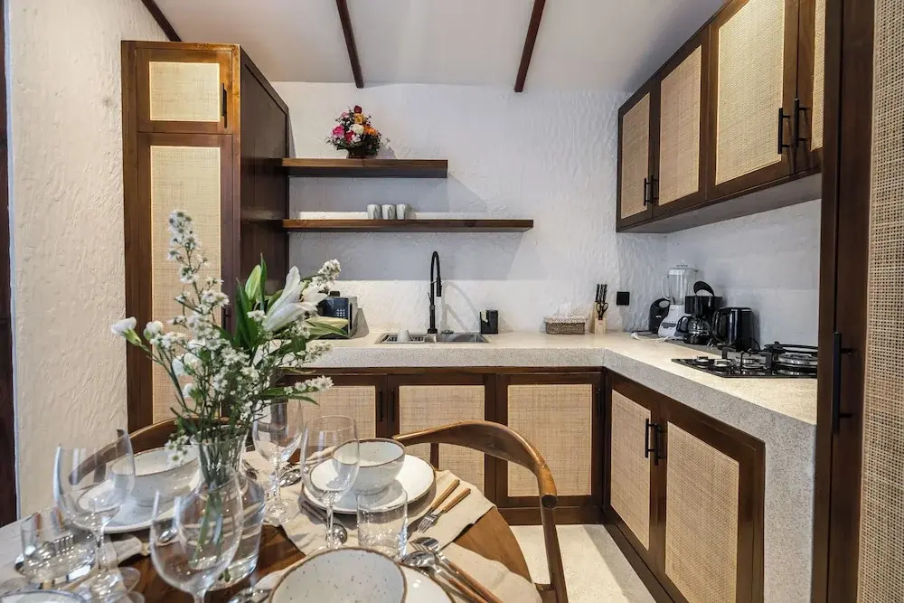 Moonlight by EVDEkimi - Stylish 2BR escape with Tropical garden and Pool