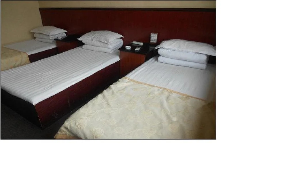 Fozi Inn Erbu
