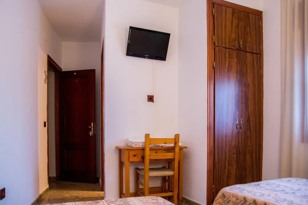 Hostal La Toba