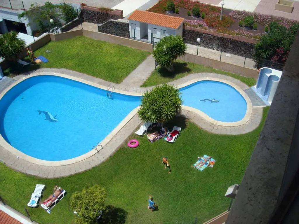 Apartment with 3 bedrooms in Arona with wonderful sea view shared pool furnished terrace 600 m from the beach