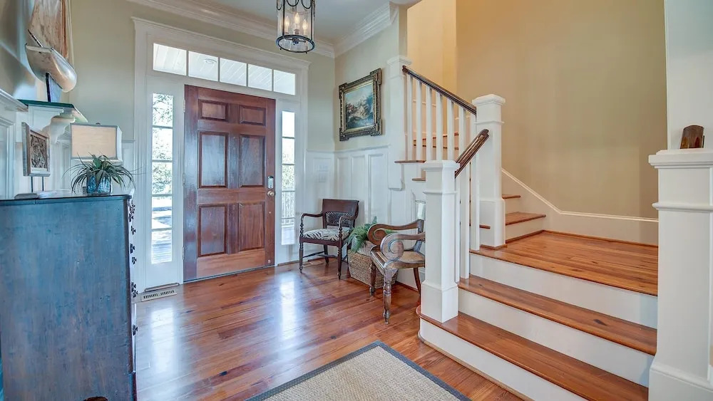 162 Marsh 5 Br home by RedAwning