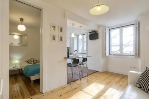 BmyGuest - Castelo Stylish Flat