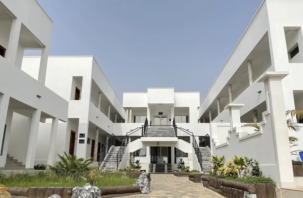 Shalom City Hotel