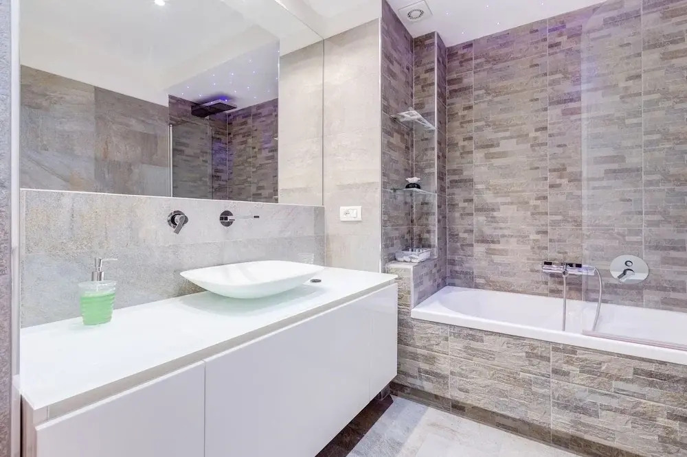 Rental In Rome Prati Suite