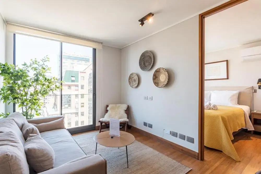 Light Gray Studio W/Parking & Wifi