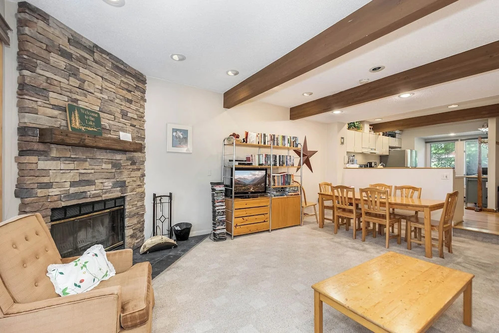 Villages of Wisp 13 Lakeview Court