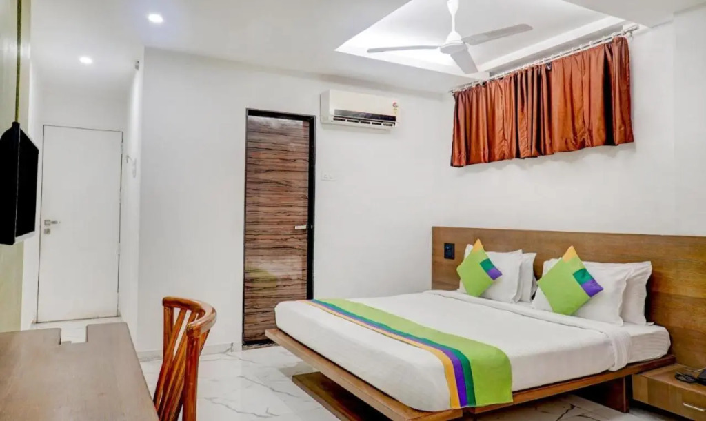 Hotel Shivas Inn
