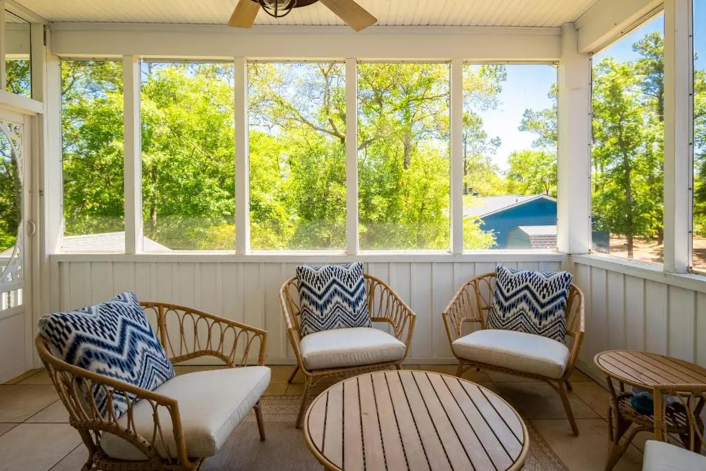Wingspan by Oak Island Accommodations