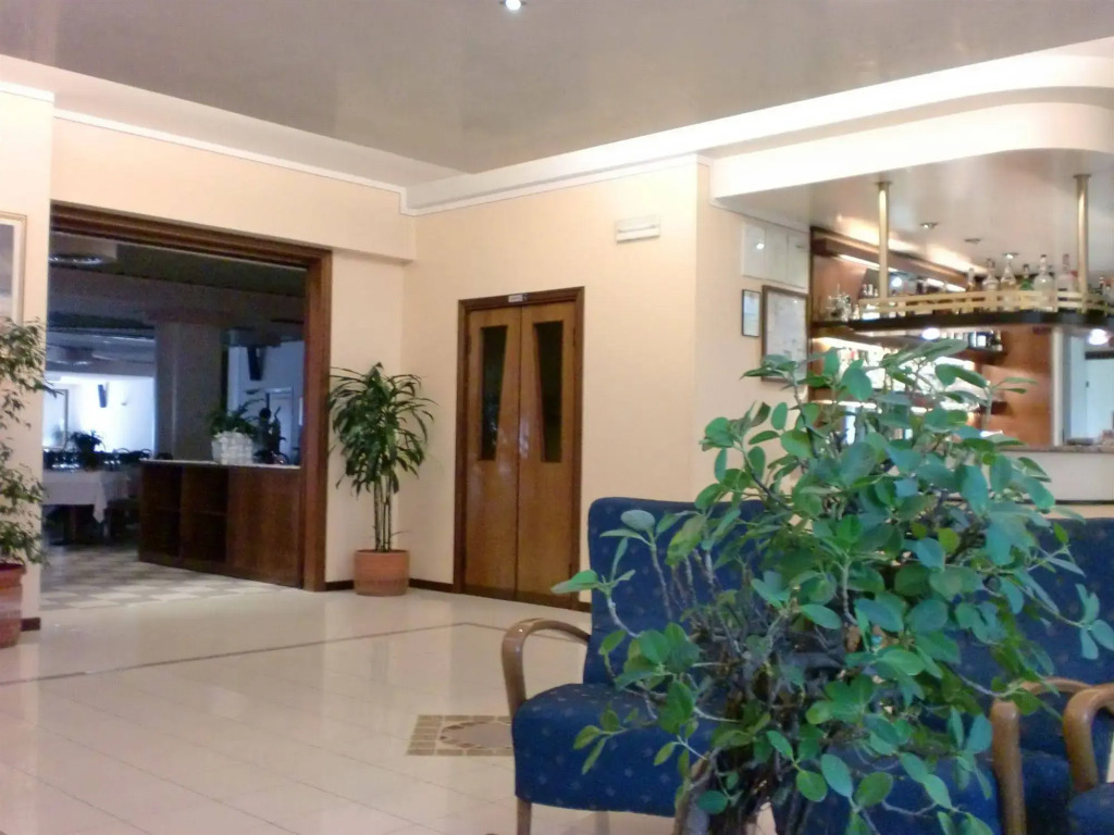 Rometta Hotel