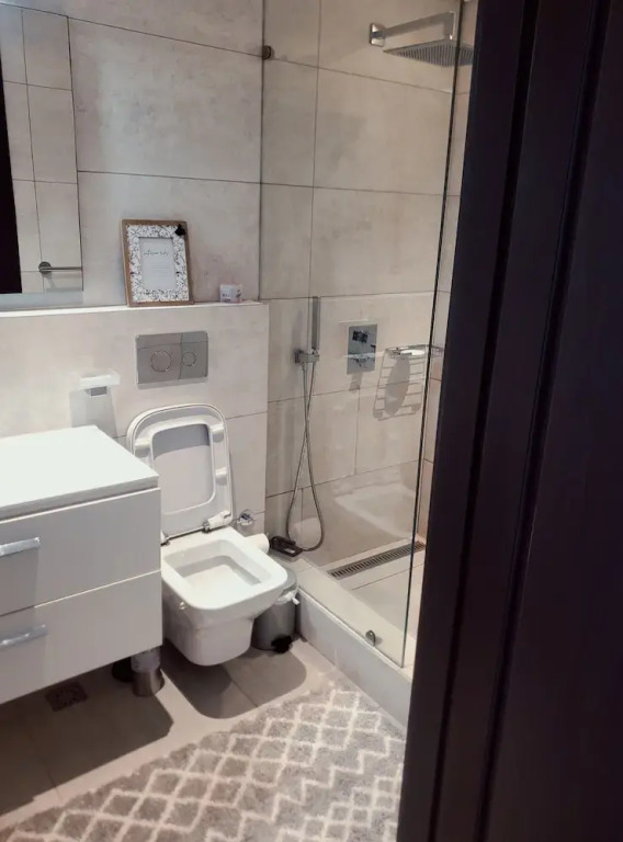 The Signature Executive Apartment