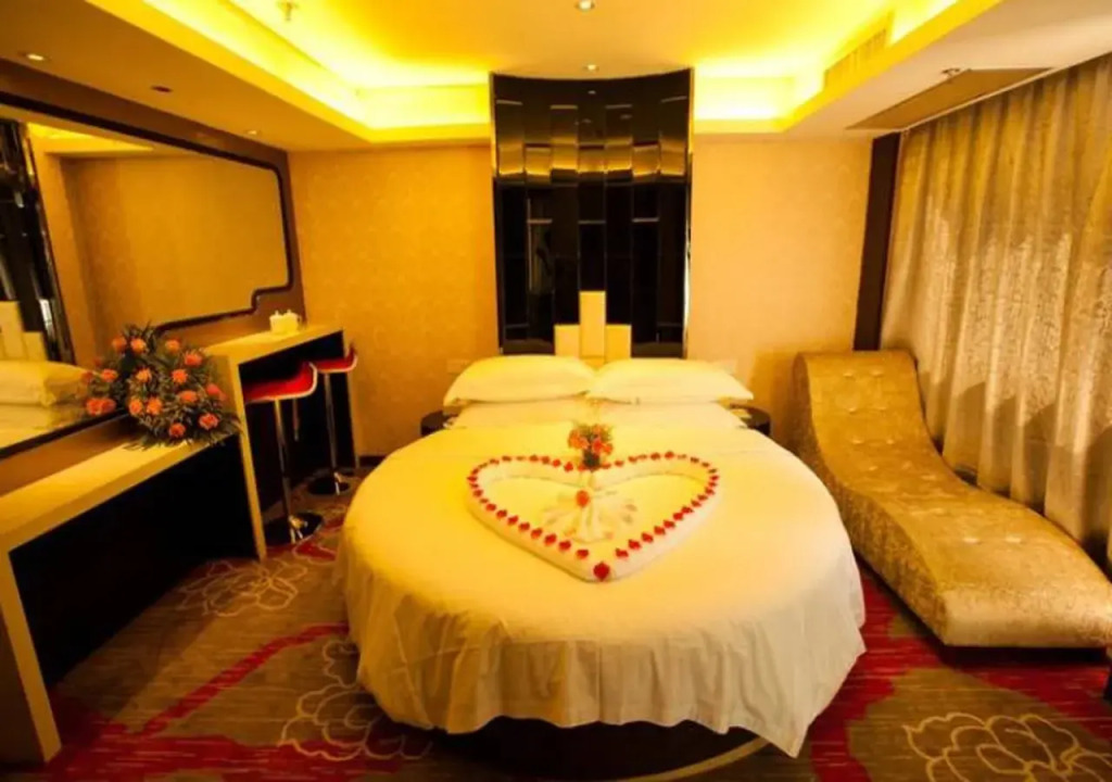 Zhihao Hotel Vienna Liyang People's Square Branch