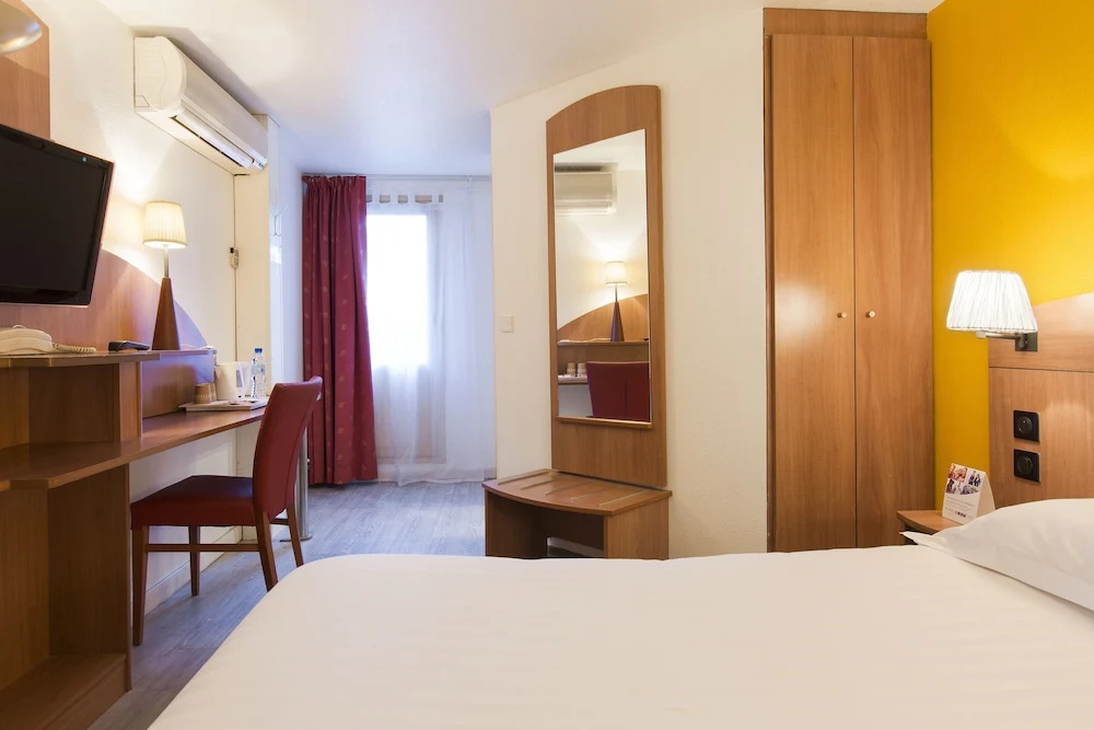Kyriad Grenoble Est - Meylan