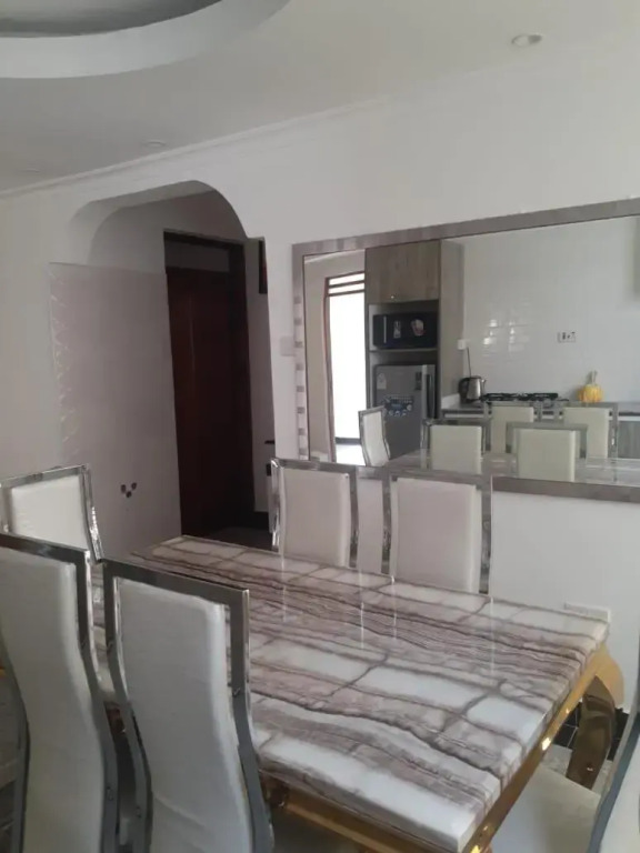 Lux suites Utawala Family House