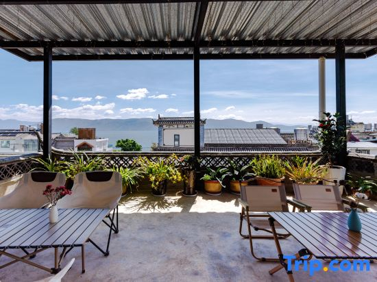 Huanyi · Travel Secret Designer Boutique Hotel (Panxi Internet-Famous S-Bend Store)