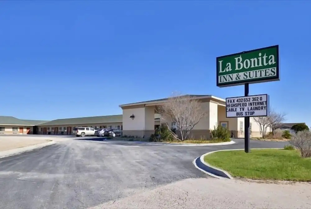 La Bonita Inn & Suites - McCamey