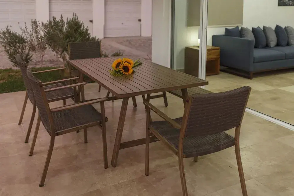 Peninsula 106 2 BR by Casago