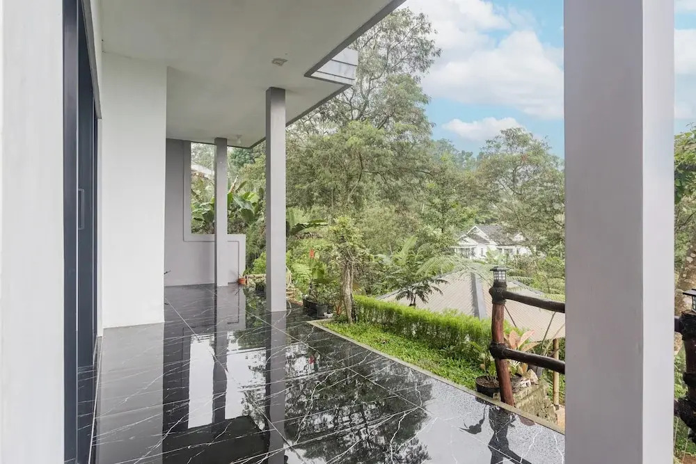 OYO 94049 Pondok Accilia