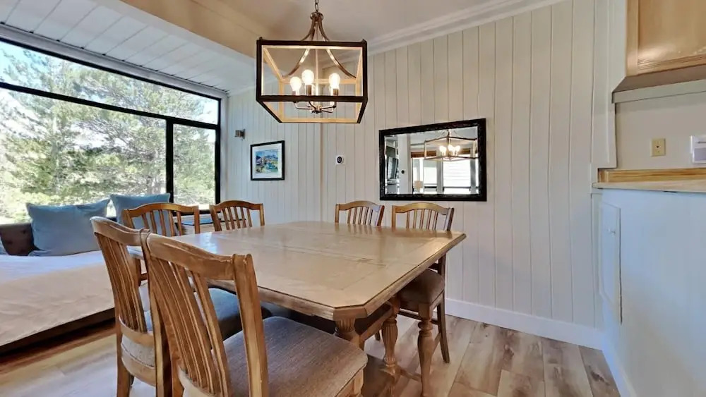 Mountainside 2BR/2BA Just Steps to 3 Spas, Sauna, Pool and Mammoth Mountain!  by RedAwning