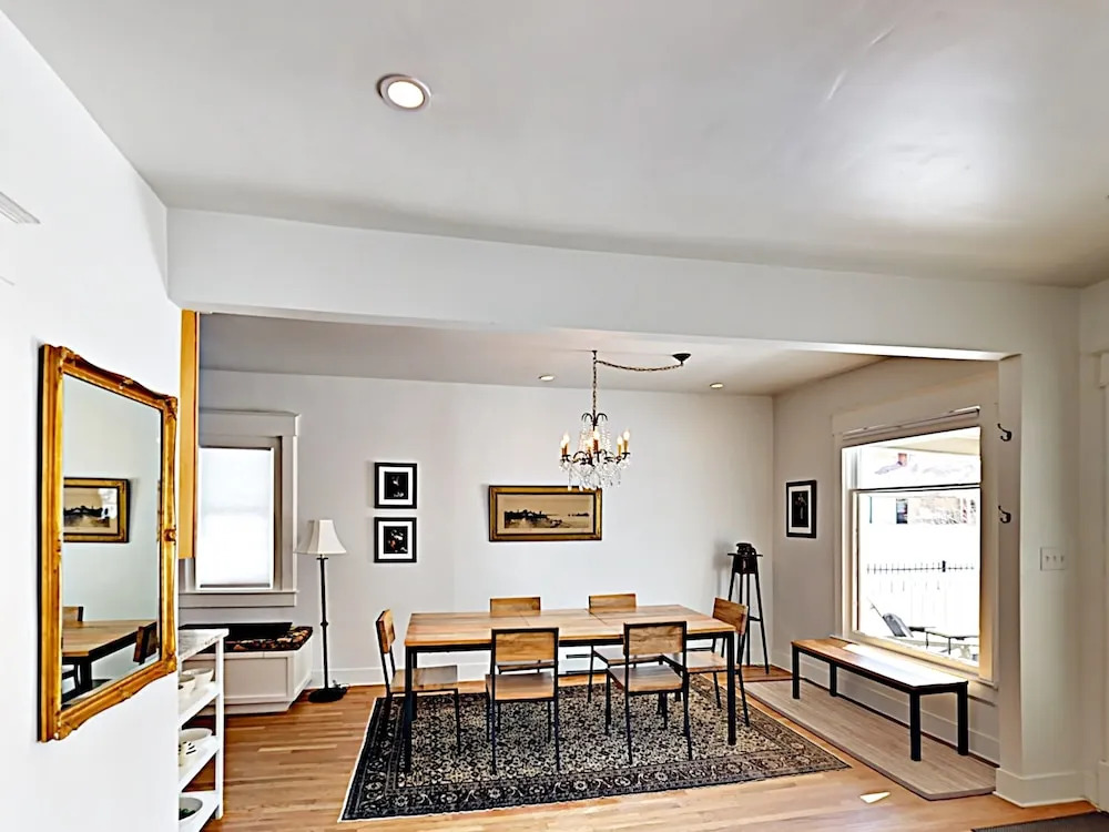 242 Hill Street House 3 Bedrooms 2 Bathrooms Home