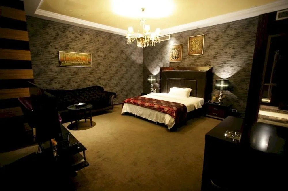 Jingyi Hotel